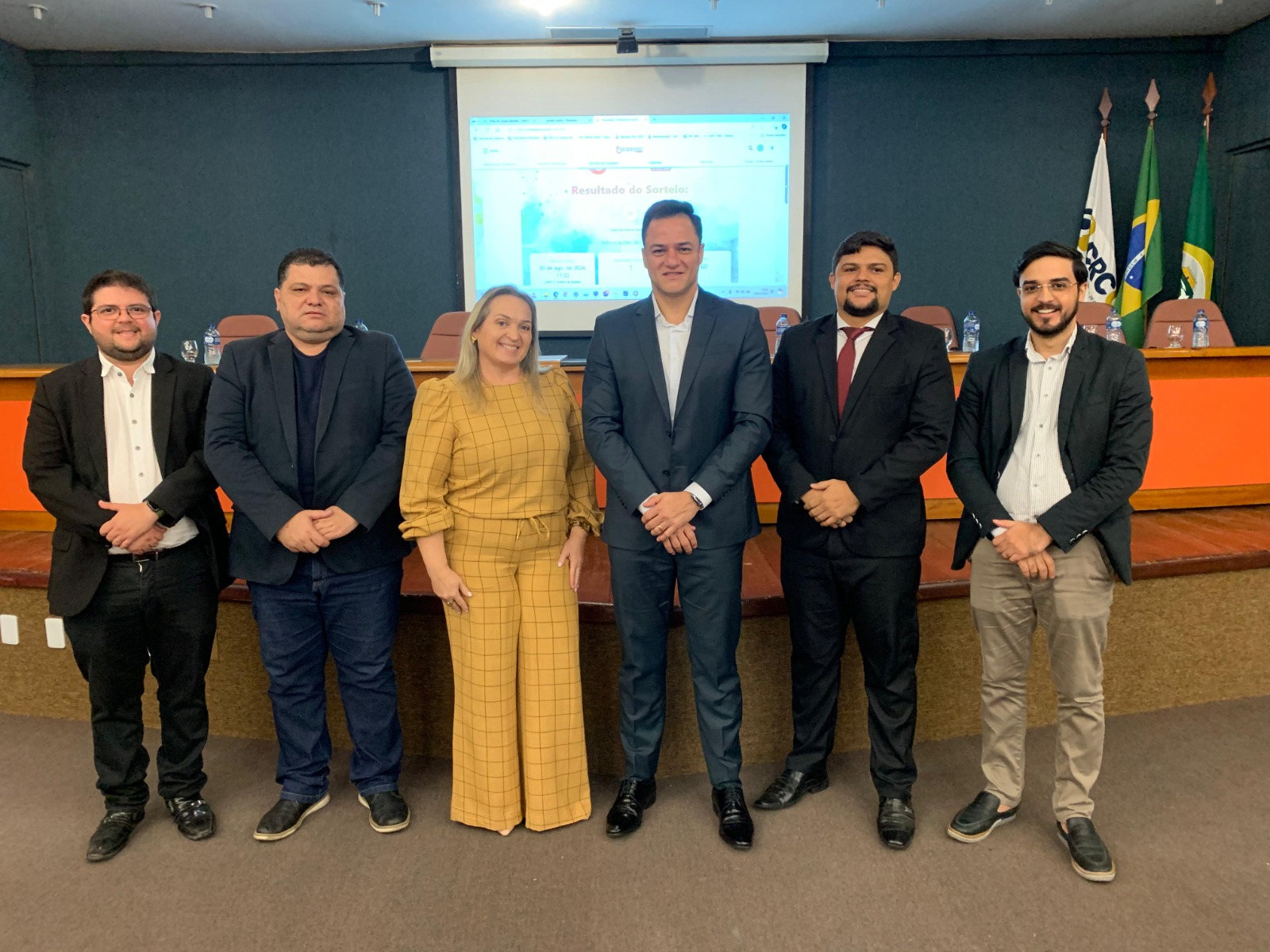 Jucec participa de mesa redonda “Atualizações e Novas Tendências no Registro Empresarial” no CRC-CE