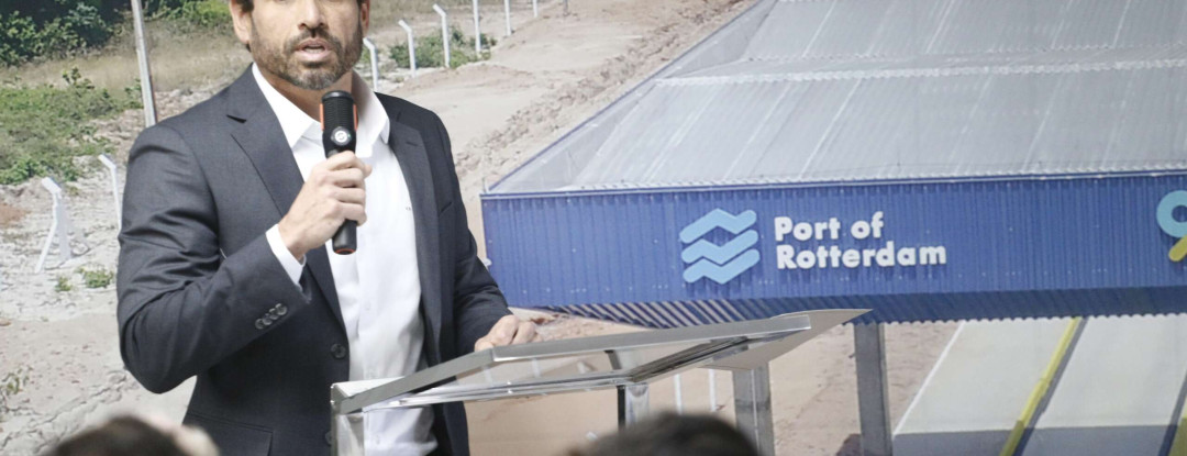 Rafael Sá toma posse como presidente da ZPE Ceará em cerimônia prestigiada por autoridades