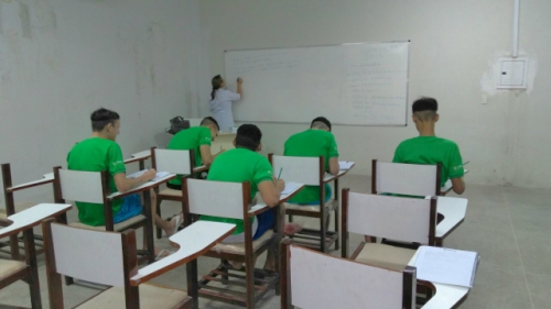 Adolescentes dos centros socioeducativos voltam às aulas