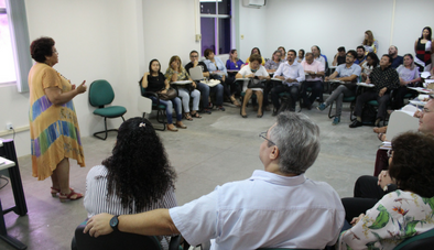 Professores e pedagogos participam de formação para planejamento escolar dos centros socioeducativos