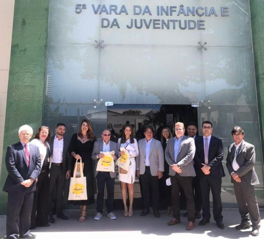 Presidente do TJCE visita NAI e acompanha Audiências Concentradas