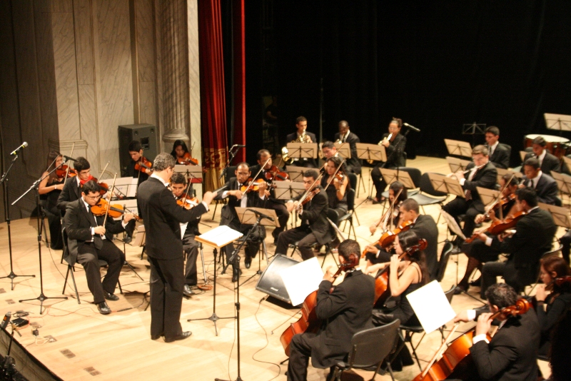 Concertos sinfônicos gratuitos no Theatro José de Alencar