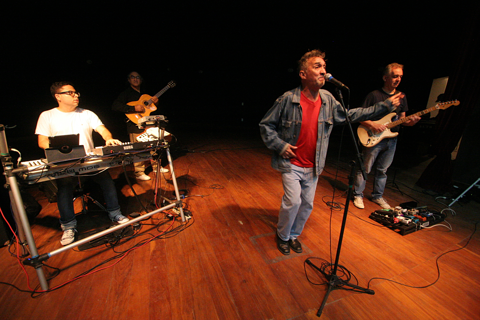 Tributo ao brega com o filme “Vou rifar meu coração”, quinta, 23/7, e grande show com Lúcio Ricardo, Carol Oliveira, Di Ferreira e Mimi Rocha sexta, 24, no Cineteatro São Luiz