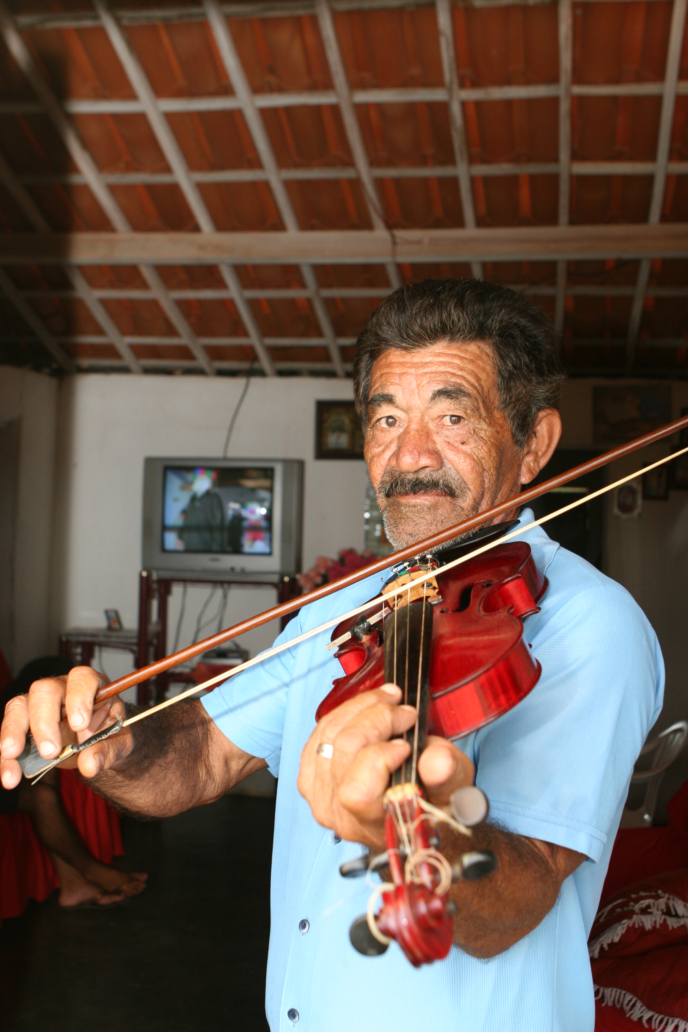 Festival Rabecas da Tradição tem nova apresentação nesta quarta, 23/11, ao meio-dia, no Cineteatro São Luiz, com Luiz Adão e Antonio Lourenço, de Quiterianópolis