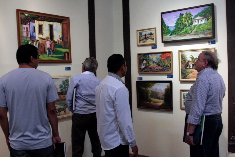 Com grande presença de público e lançamento de livro no Museu do Ceará, a exposição “Cores, Linhas E Formas: a Arte No Maciço De Baturité” foi aberta nesta quinta, 26/1