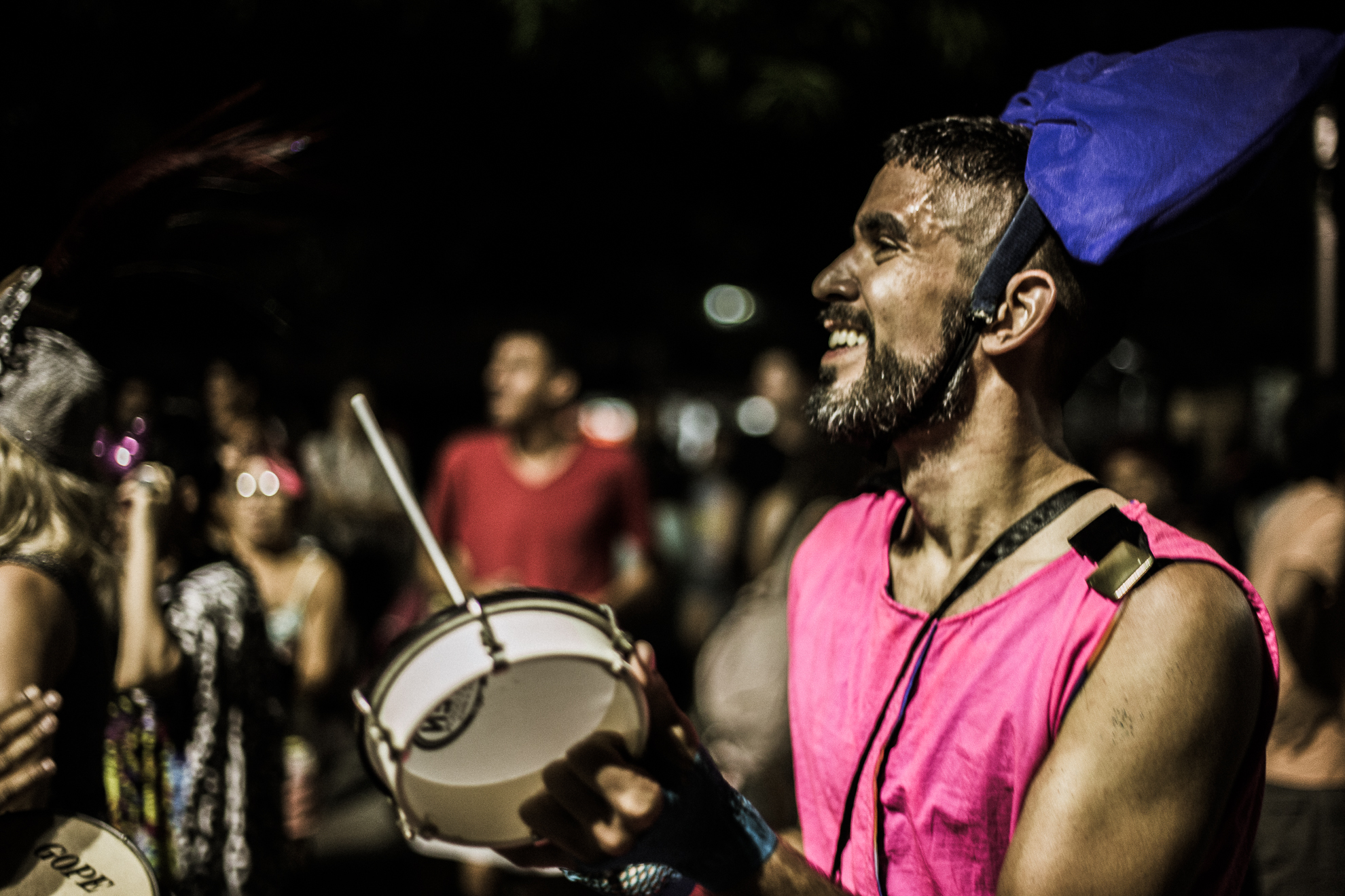 Teatro Carlos Câmara traz programação cultural no mês de março com artes cênicas, música e cinema
