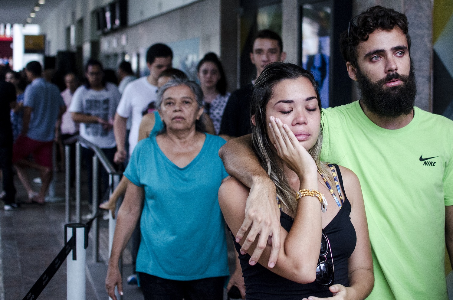 Velório de Belchior reúne mais de 7 mil fãs, na tarde e noite desta segunda, 1/5, no Dragão do Mar
