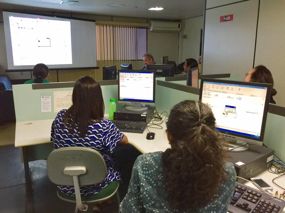 Biblioteca Pública Espaço Estação promove oficina de capacitação e modernização do programa de catalogação e acesso ao acervo