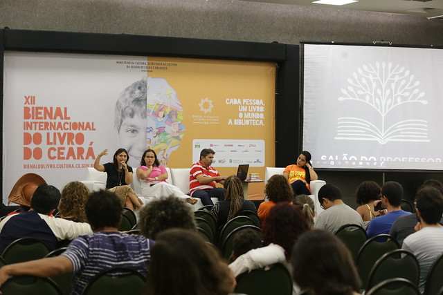 Salão do Professor chega à quarta edição na Bienal do Livro