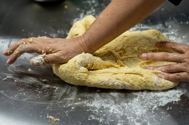 Escola de Gastronomia Social lança edital para cursos profissionalizantes