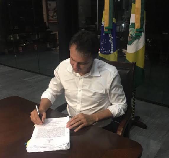 Governador nomeia os 96 aprovados em concurso da Secult