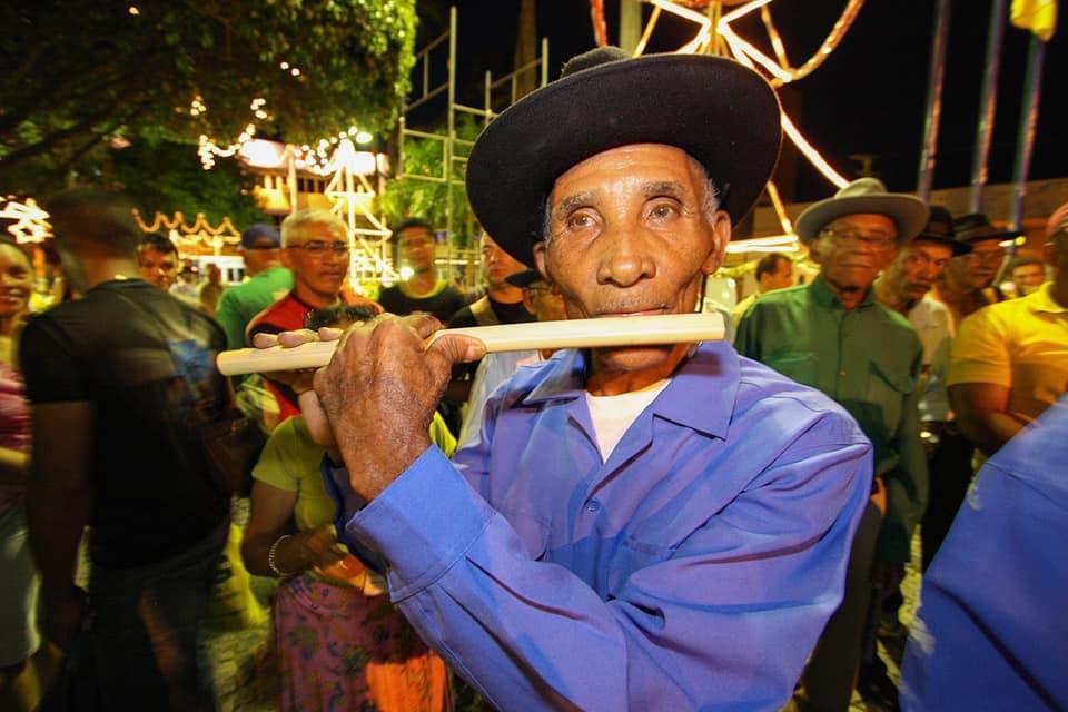 “Adeus, Mestre Raimundo”: confira artigo de Rosemberg Cariry em homenagem a Raimundo Aniceto