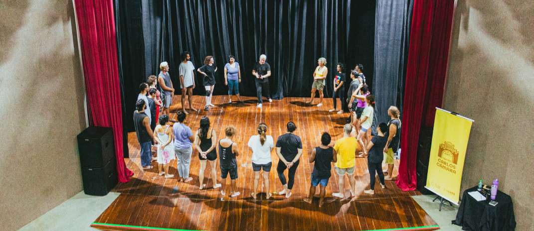 Teatro Carlos Câmara celebra o Dia do Teatro e do Circo com programação plural e gratuita