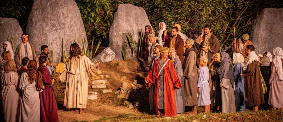 Com apoio da Secult, Paixão de Cristo de Quixeré é aberta nesta quinta-feira (2) com uma apresentação social adaptada