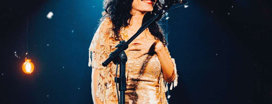 Clara Galvão apresenta “Ademilde Fonseca: A Rainha do Chorinho” no Cineteatro São Luiz