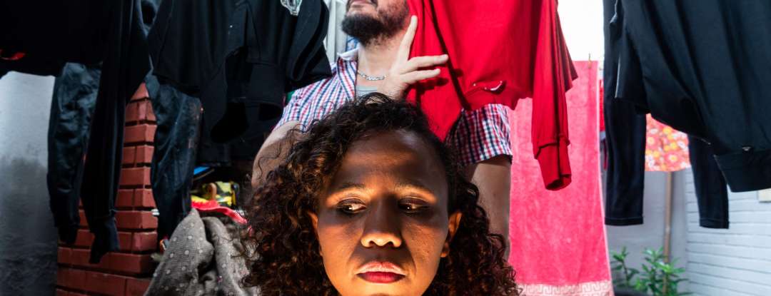 Com apoio da Secult, Cia Teatral Acontece apresenta “Zilda & Valdízia – Negras de Fé”, espetáculo itinerante em formato interativo