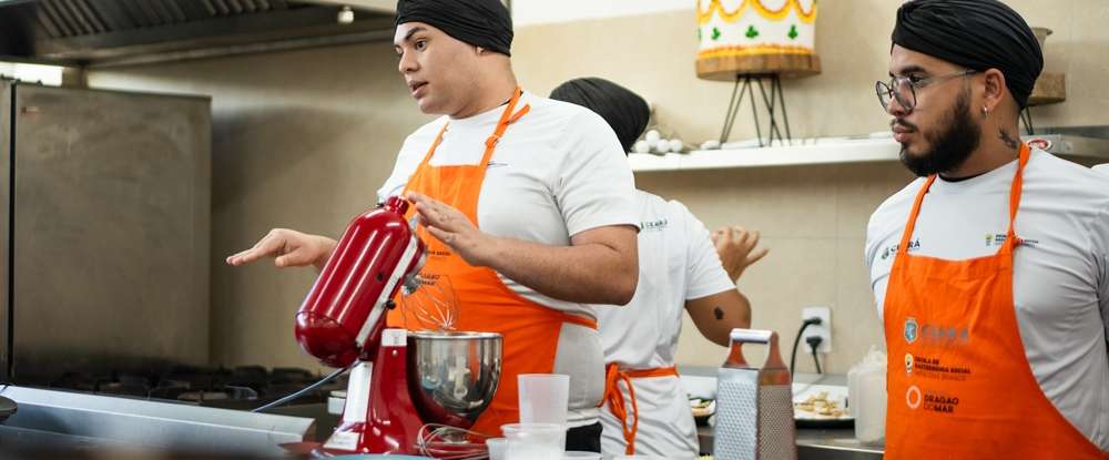 Escola de Gastronomia Social oferta 160 vagas gratuitas para cursos básicos no mês de maio, em Fortaleza