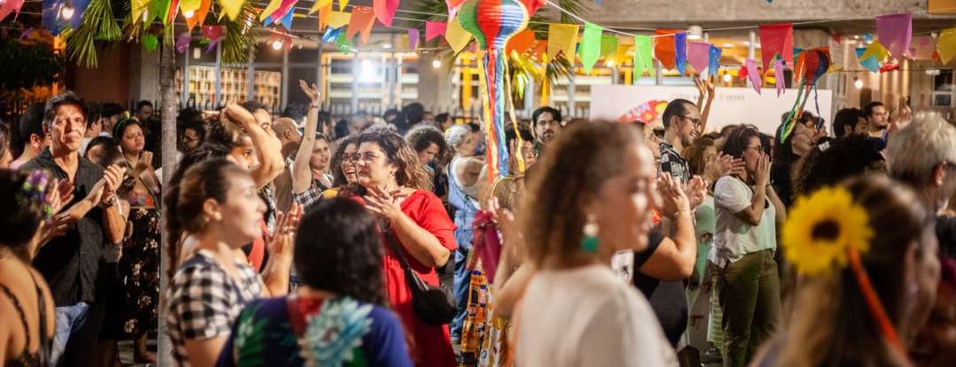 São João da Bece une tradição, gastronomia e forró com Os Muringa e Gabriela Mendes