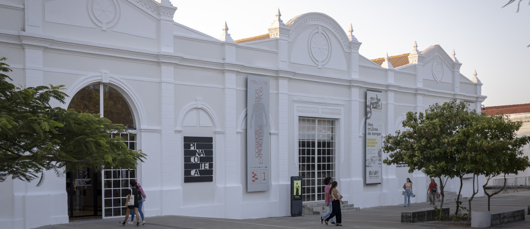 Pinacoteca do Ceará abre exposição do artista Eduardo Eloy e realiza concerto de música clássica para celebrar o mês dos namorados