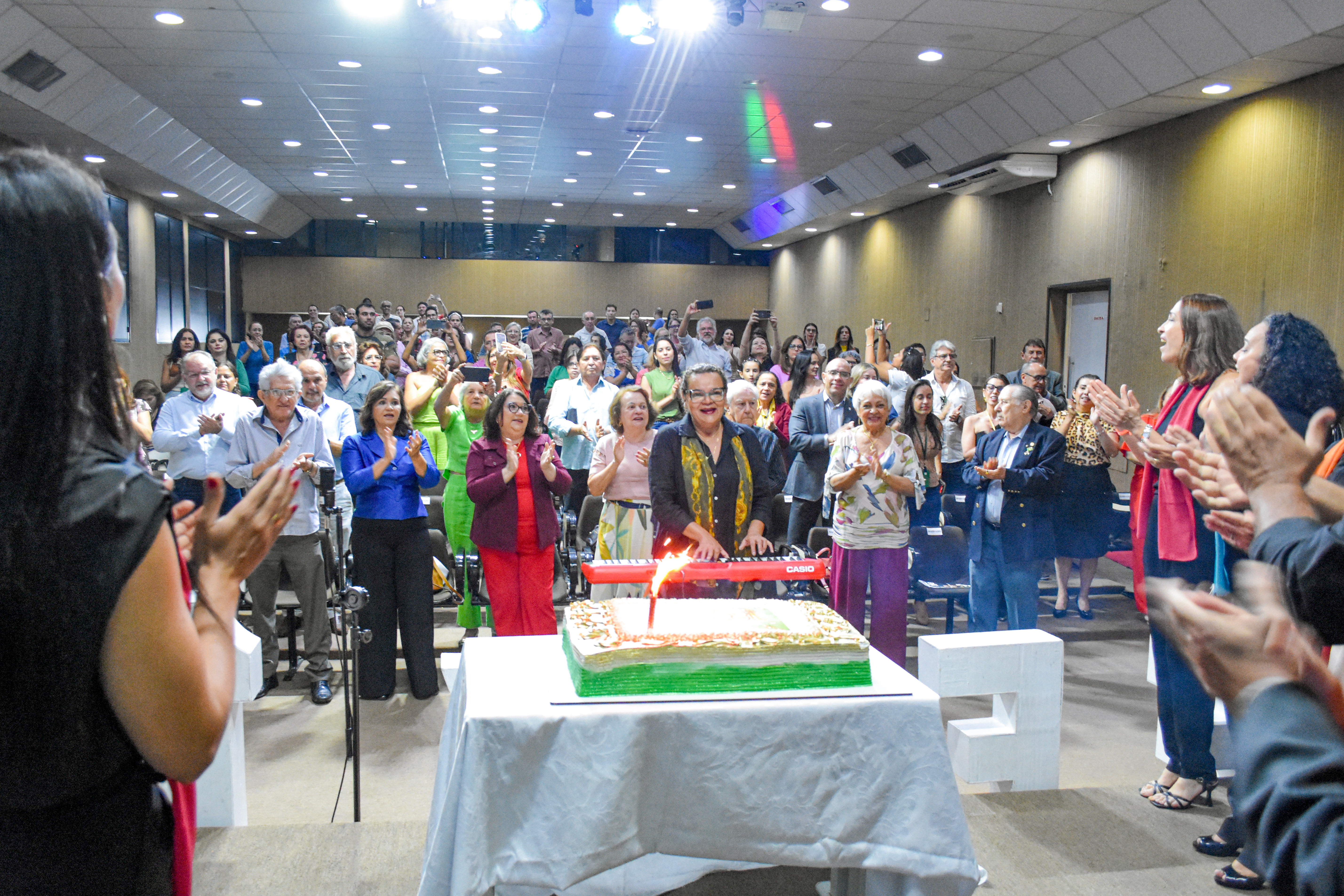 Sefaz-CE comemora 187 anos com homenagens a aposentados