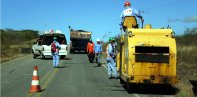 Restauração de trecho da CE-060 beneficia Sertão Central