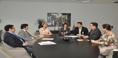 SEINFRA E CGE apresentam Manual de Obras Públicas ao TCE