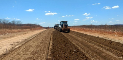 Pavimentação da rodovia CE-284 atinge 60% de execução
