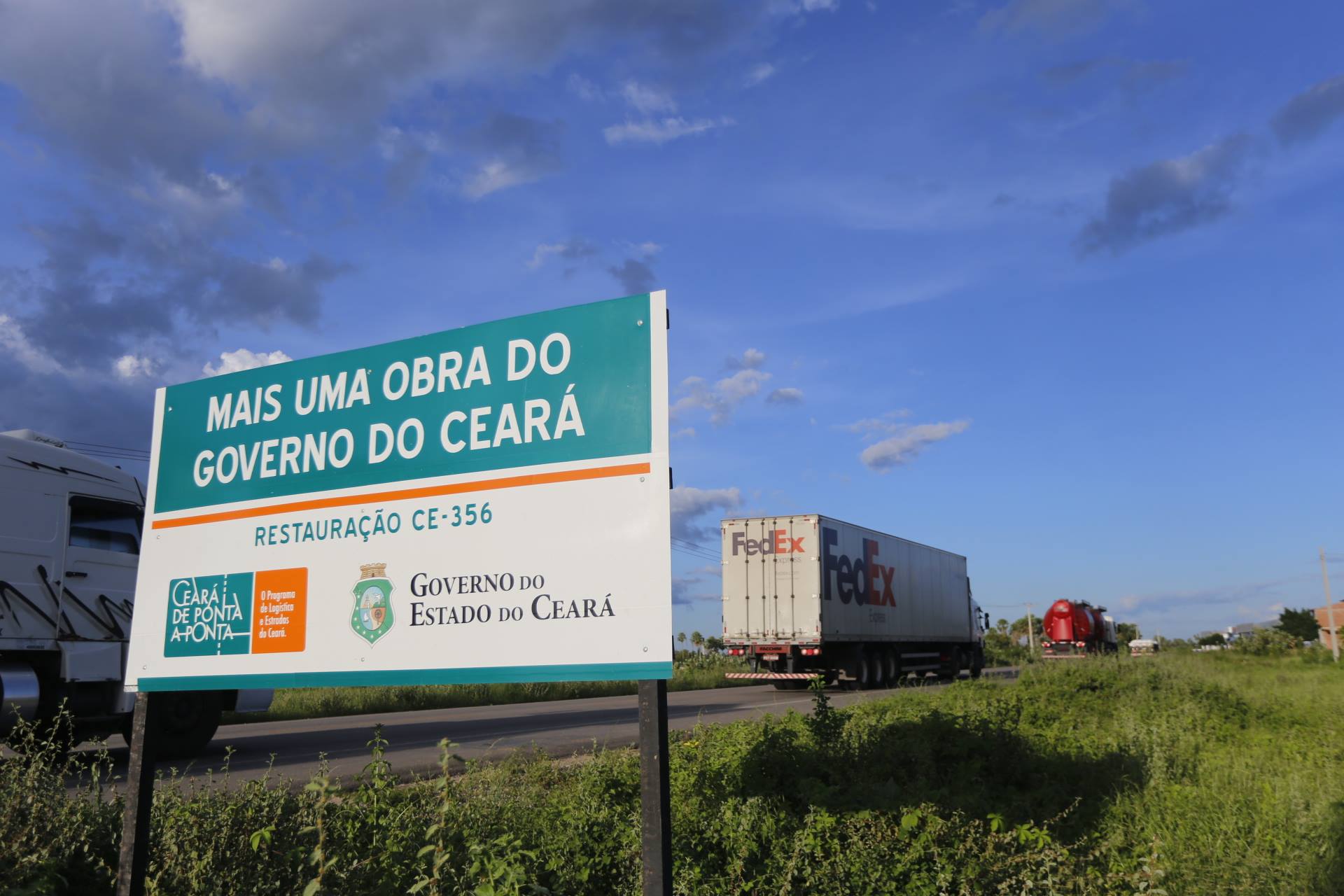 Russas recebe núcleo da Pefoce e estradas restauradas