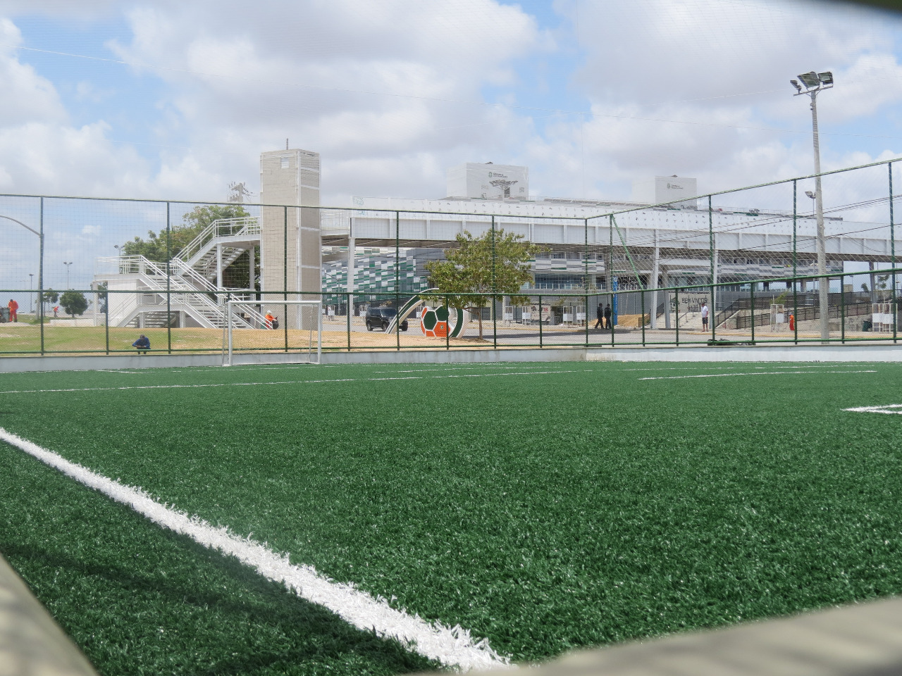 DAE inicia construção de novos campinhos em Fortaleza