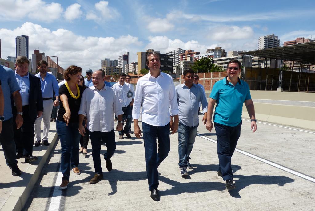Governo do Ceará e Prefeitura de Fortaleza entregam túnel longitudinal da Via Expressa