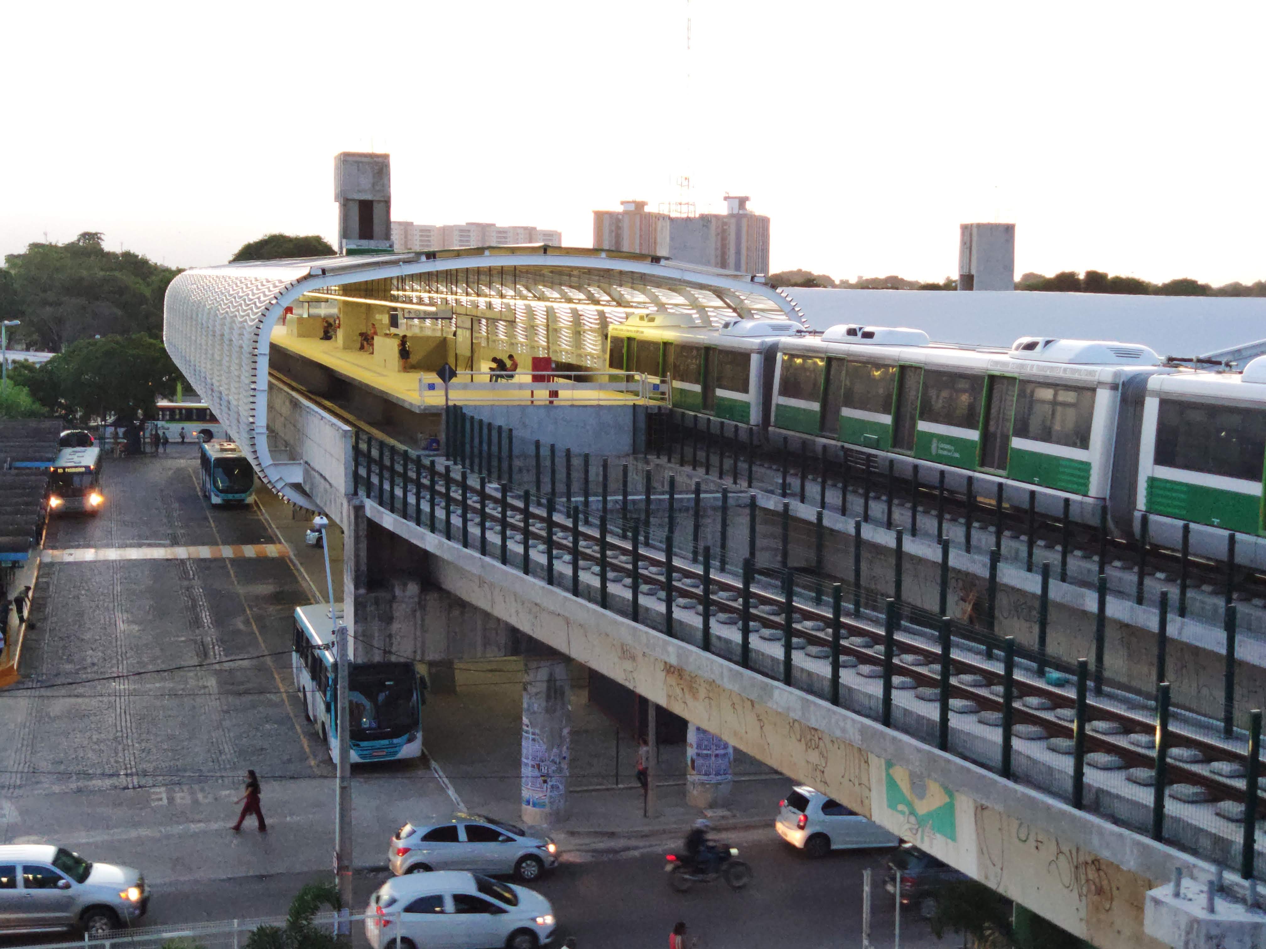 Metrô de Fortaleza abre novos espaços para publicidade em estações da Linha Sul e do VLT