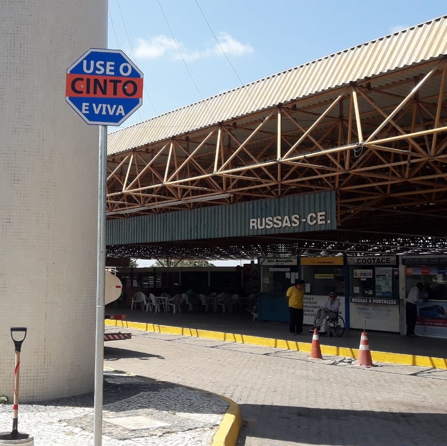 Ação educativa nos terminais rodoviários chama atenção para uso do cinto de segurança