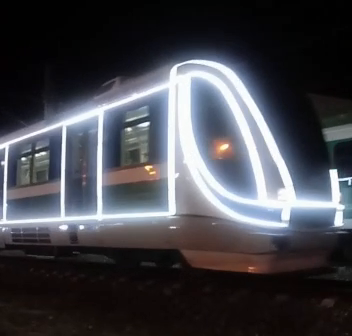 Trens do Metrofor circulam com iluminação especial de fim de ano