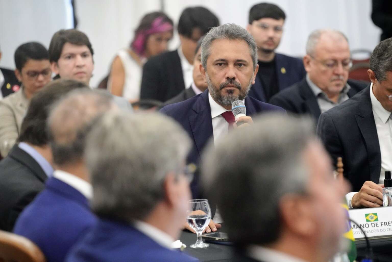 Governador Elmano defende investimentos em energias renováveis e Reforma Tributária “equilibrada” durante reunião do Consórcio Nordeste