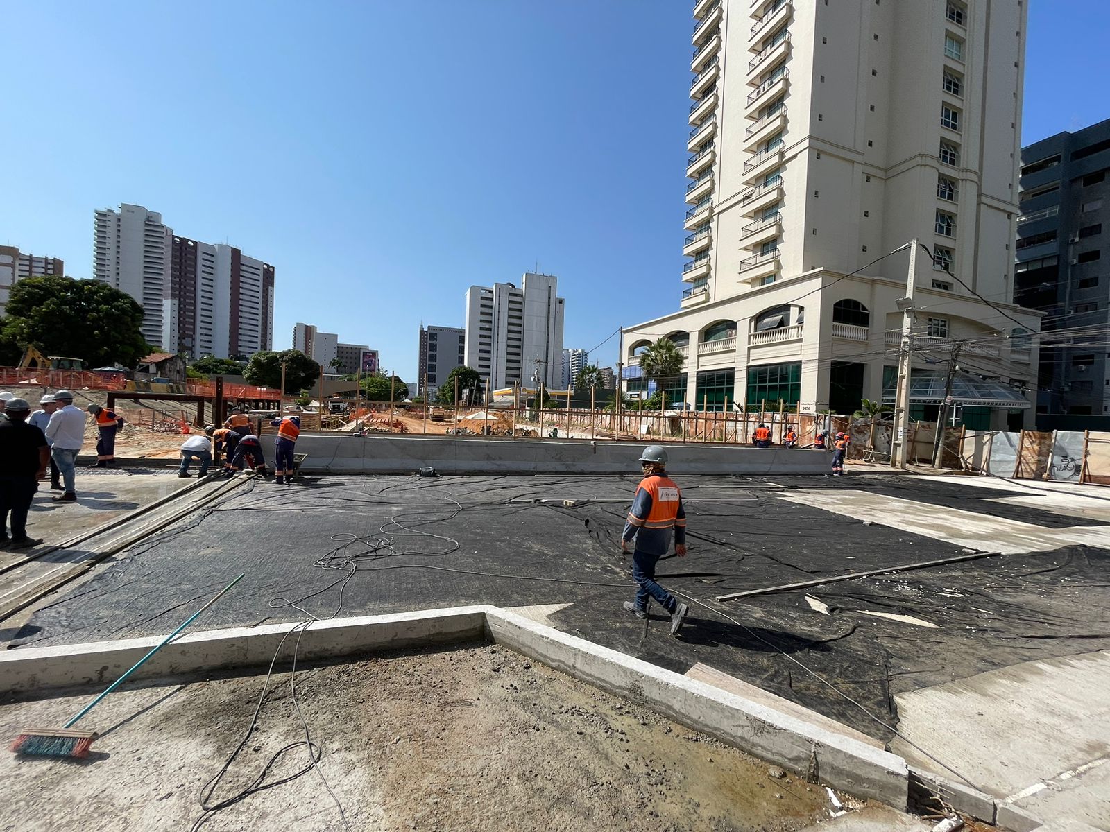 Vistoria de obras na rua Nunes Valente prepara liberação do tráfego na via
