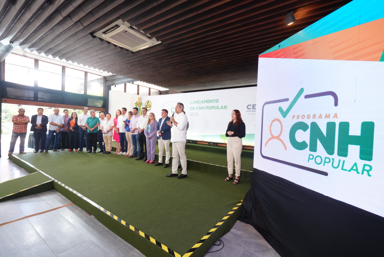 CNH Popular 2023 beneficiará 25 mil cearenses com gratuidade para primeira habilitação