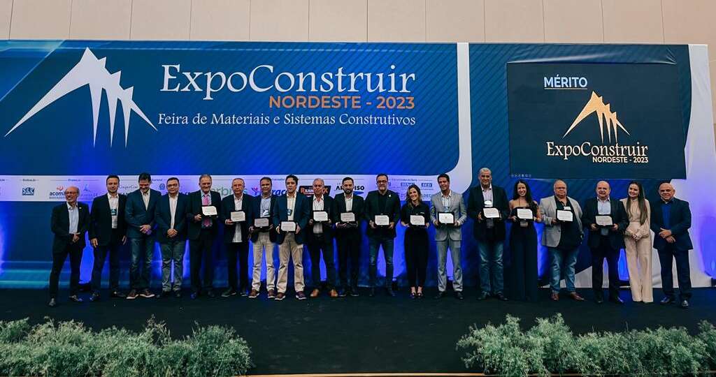 Seinfra participa da abertura da ExpoConstruir 2023, em Fortaleza