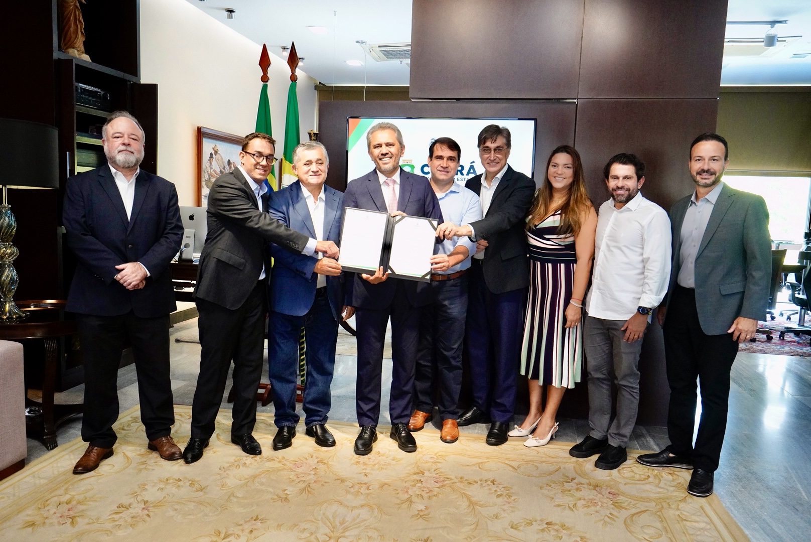 Governo do Ceará firma memorando para ter primeira termelétrica a carvão convertida em gás natural