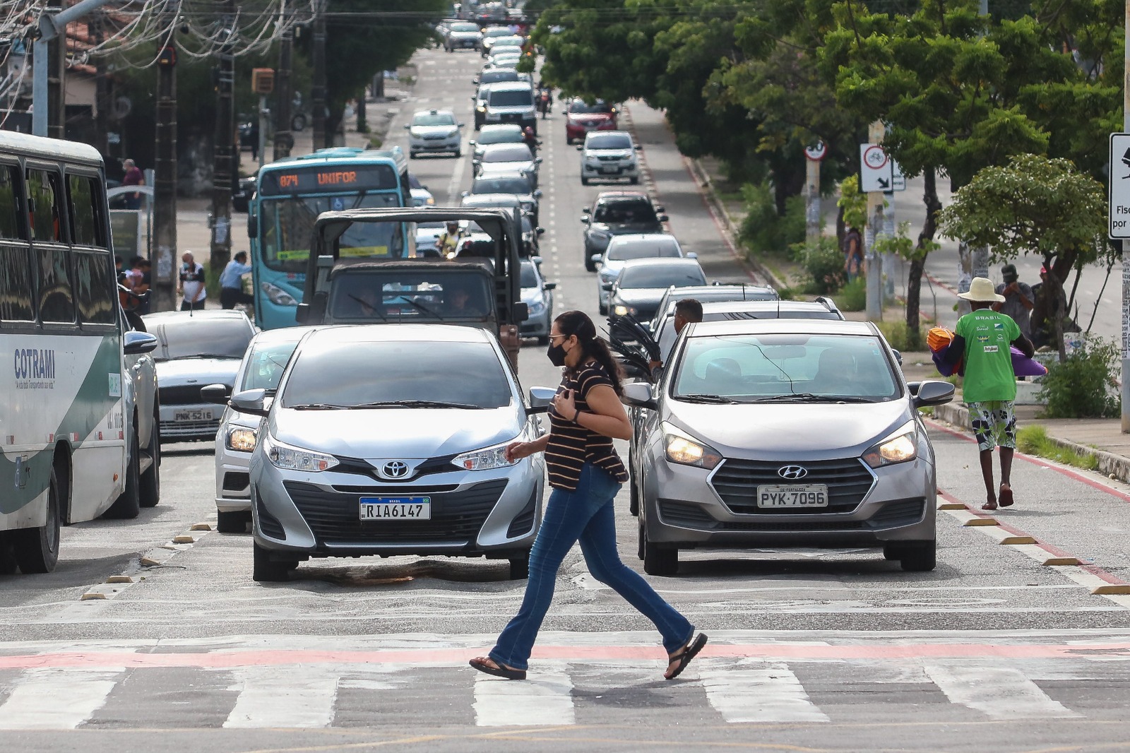 Licenciamento de veículos automotores com placas final 5 vence nesta quarta-feira (10)