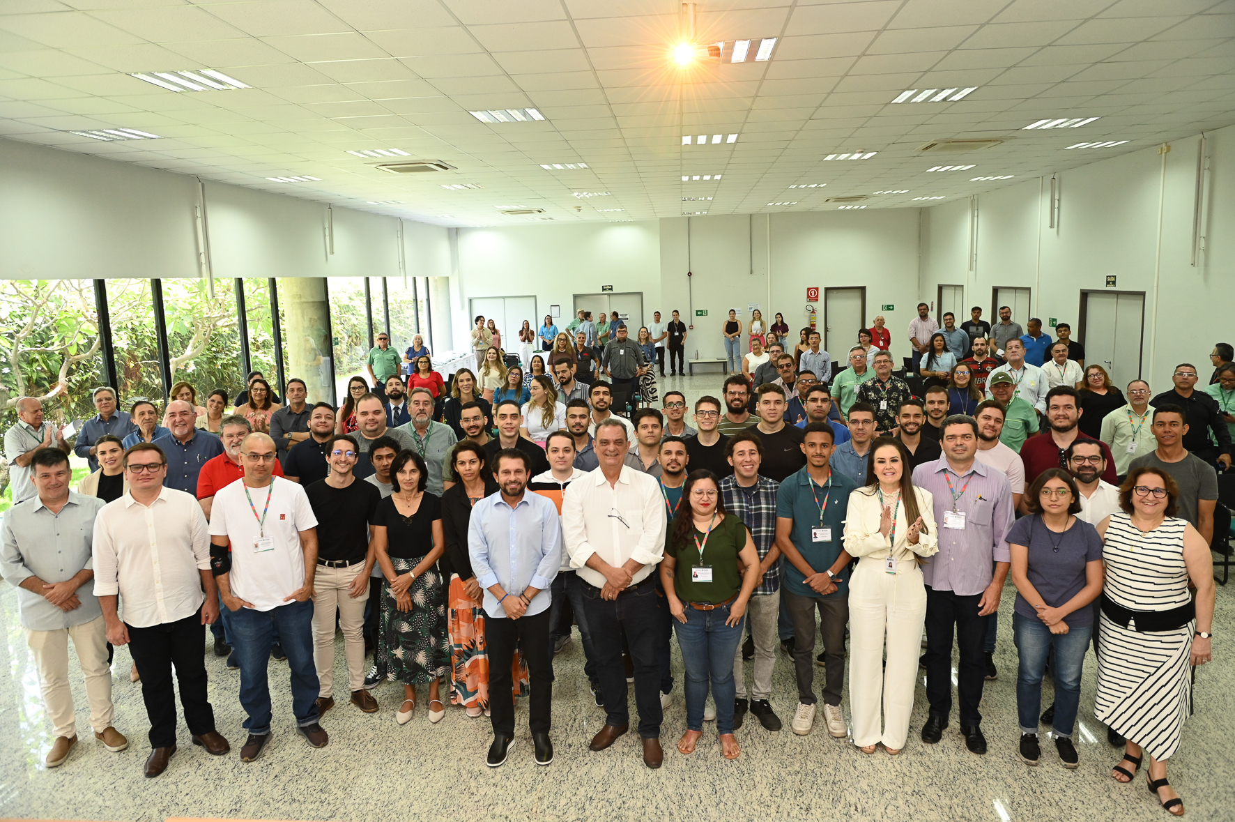 Seinfra participa da cerimônia de contratação e início do treinamento de 35 novos empregados do Metrofor