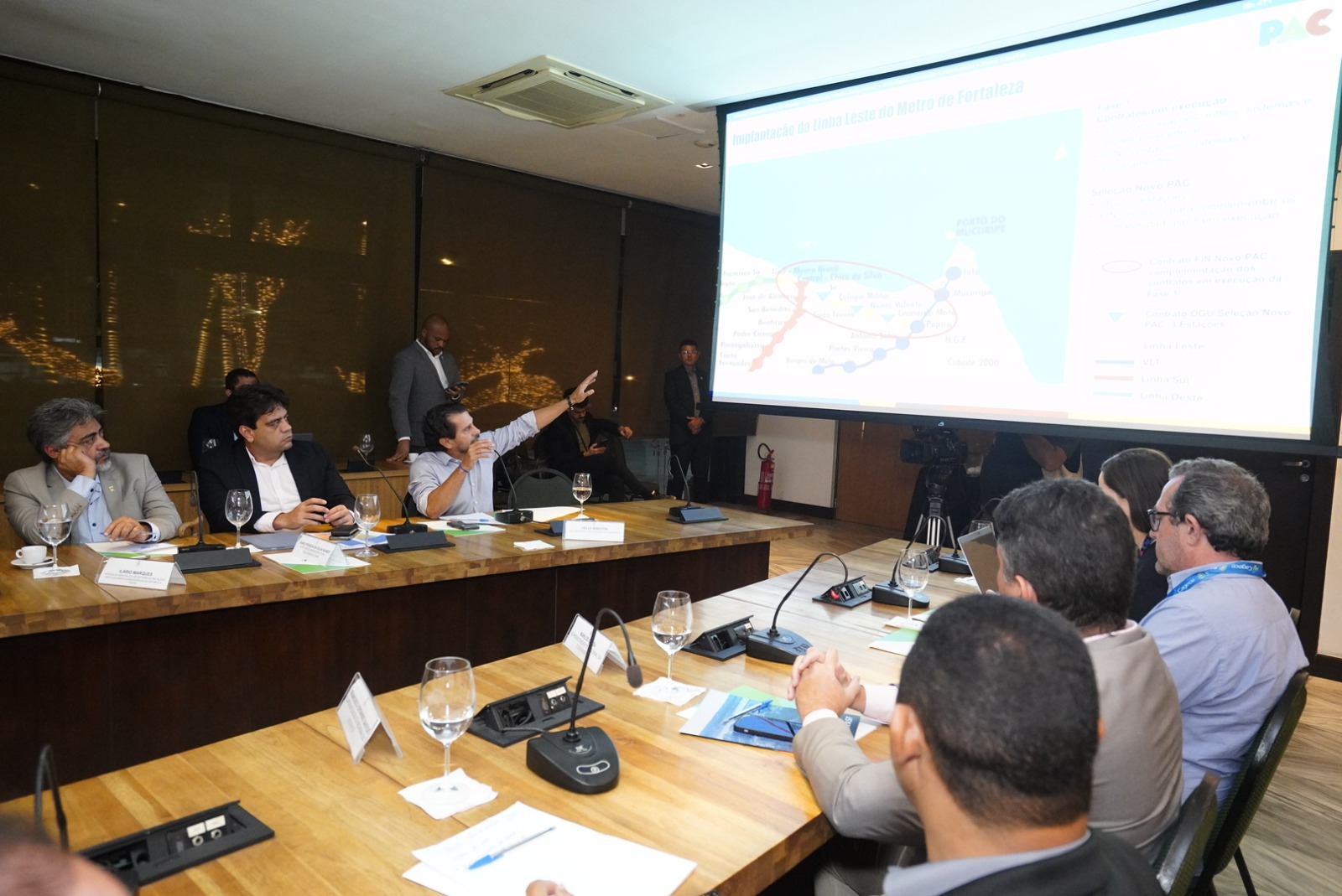 Seinfra participa de reunião entre Governo do Ceará e União para agilizar obras do Novo PAC