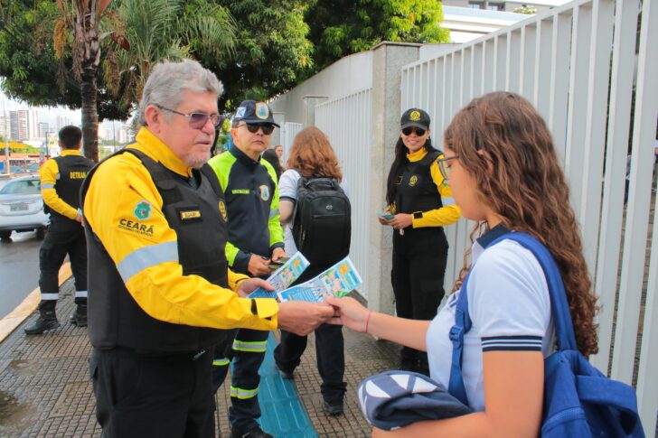 Detran e AMC intensificam operação ‘Travessia Segura’ no período de volta às aulas em Fortaleza