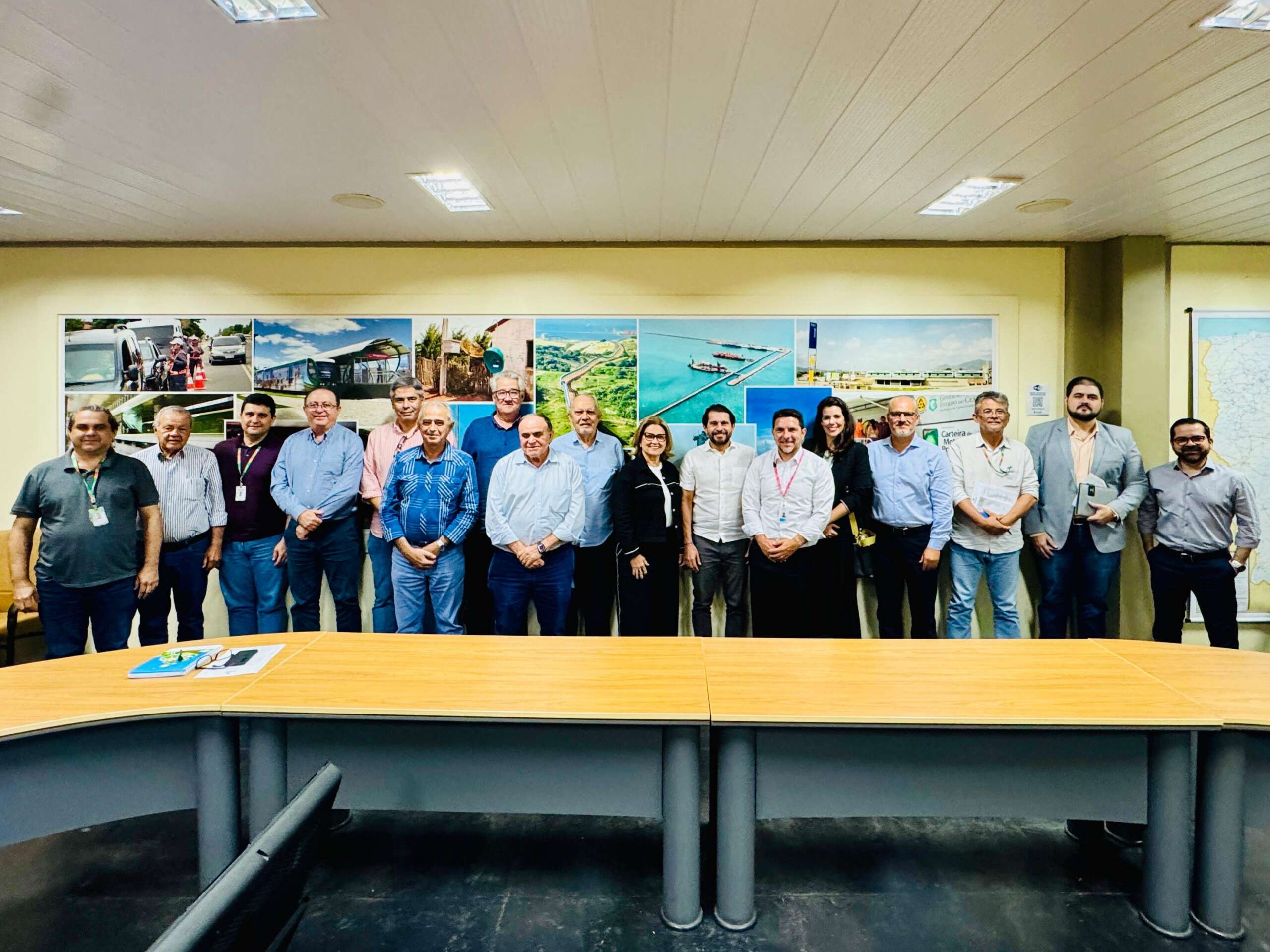 Seinfra cria comitê para acompanhamento de obras de energia no Ceará