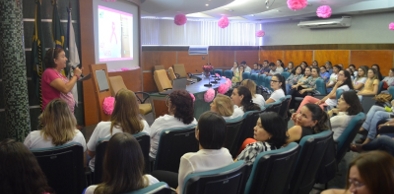 Colaboradoras da Semace participam de programação contra o câncer de mama