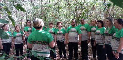 Coral Verdes Vozes da Semace se apresenta na Floresta do Curió em solenidade do Projeto Aflorar