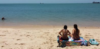 Praia do Futuro com todas as praias próprias para banho
