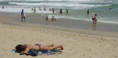 Banho de mar: zona leste segue com condição favorável