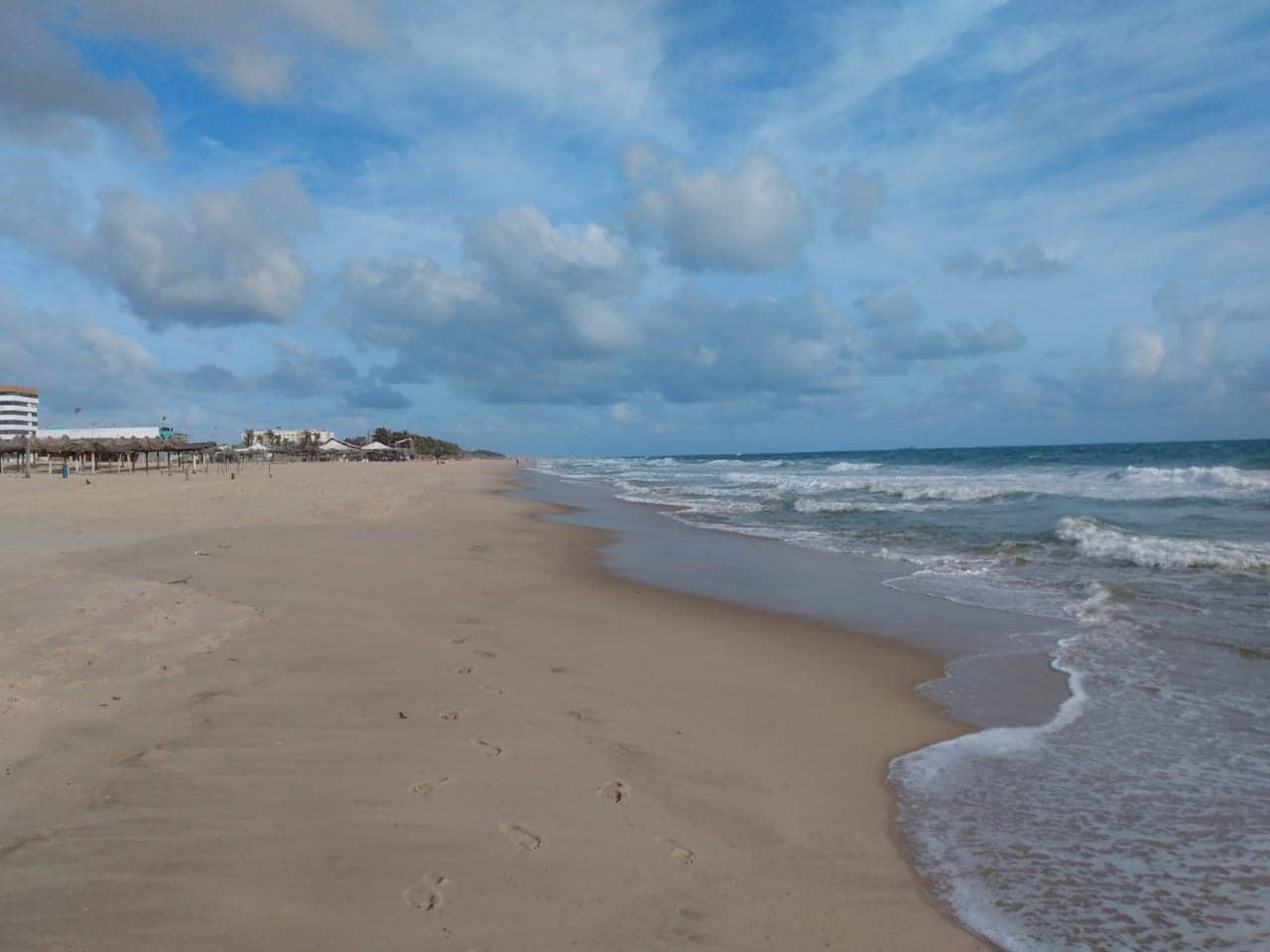 Banhistas devem evitar a praia do Mucuripe