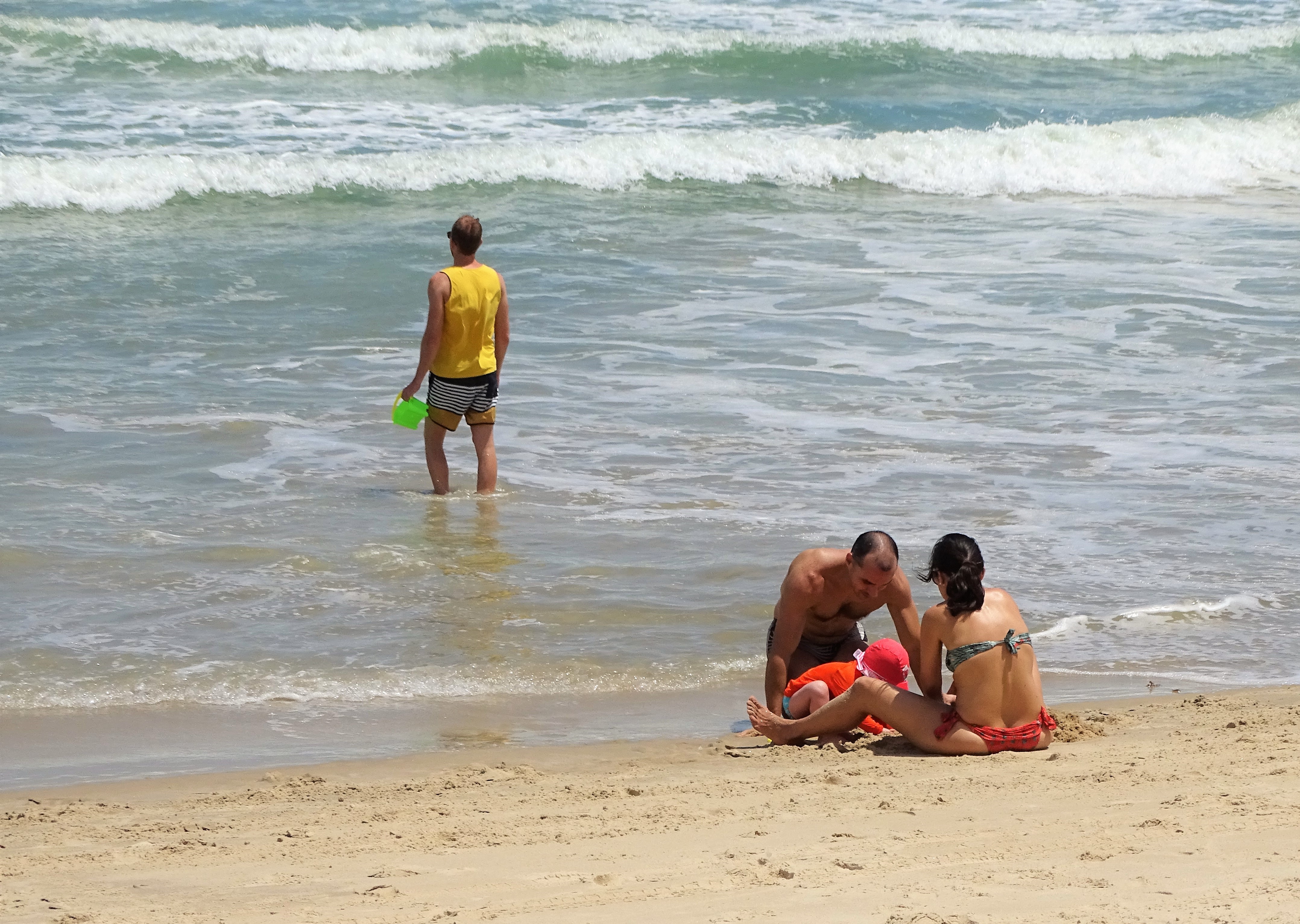 Banhistas devem preferir praias da zona leste