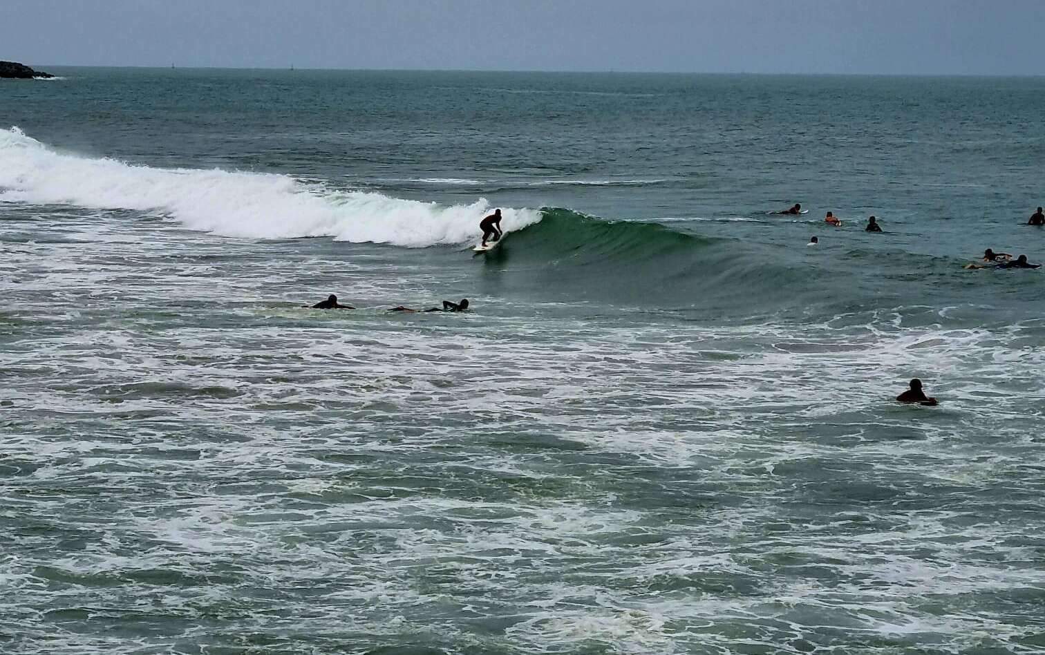 Boletim de balneabilidade da Semace apresenta seis praias próprias para banho na Capital